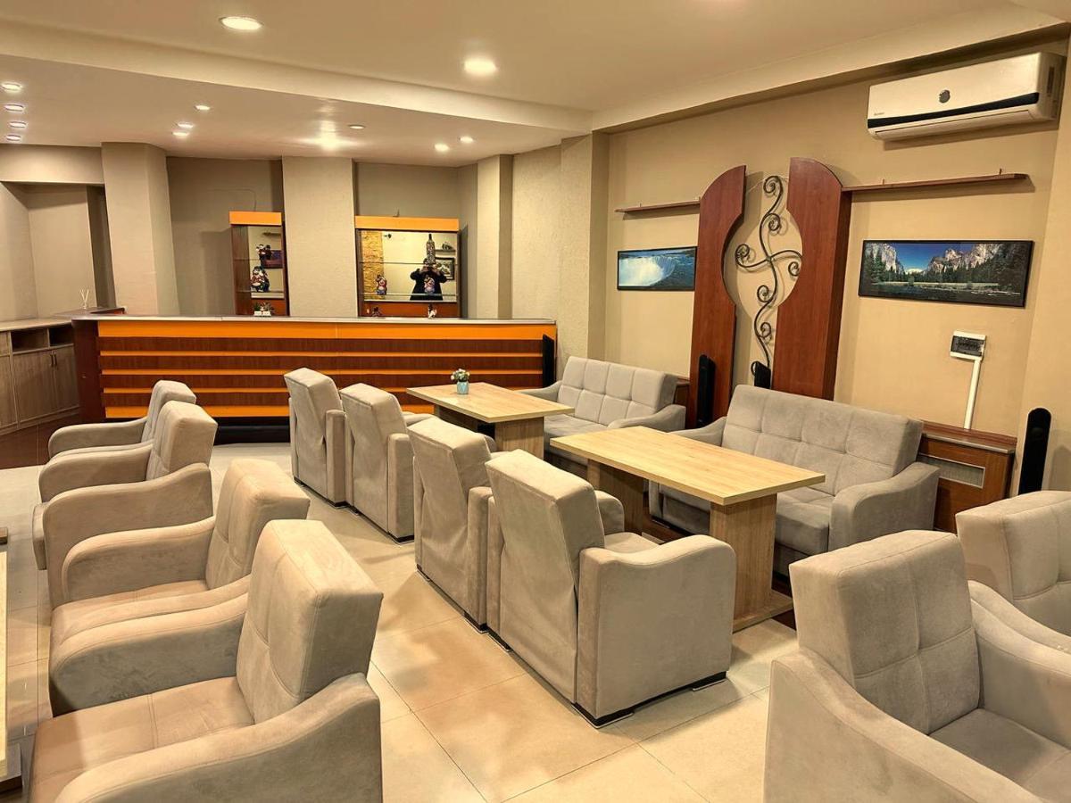 G Bakuri Hotel Batumi Exterior photo